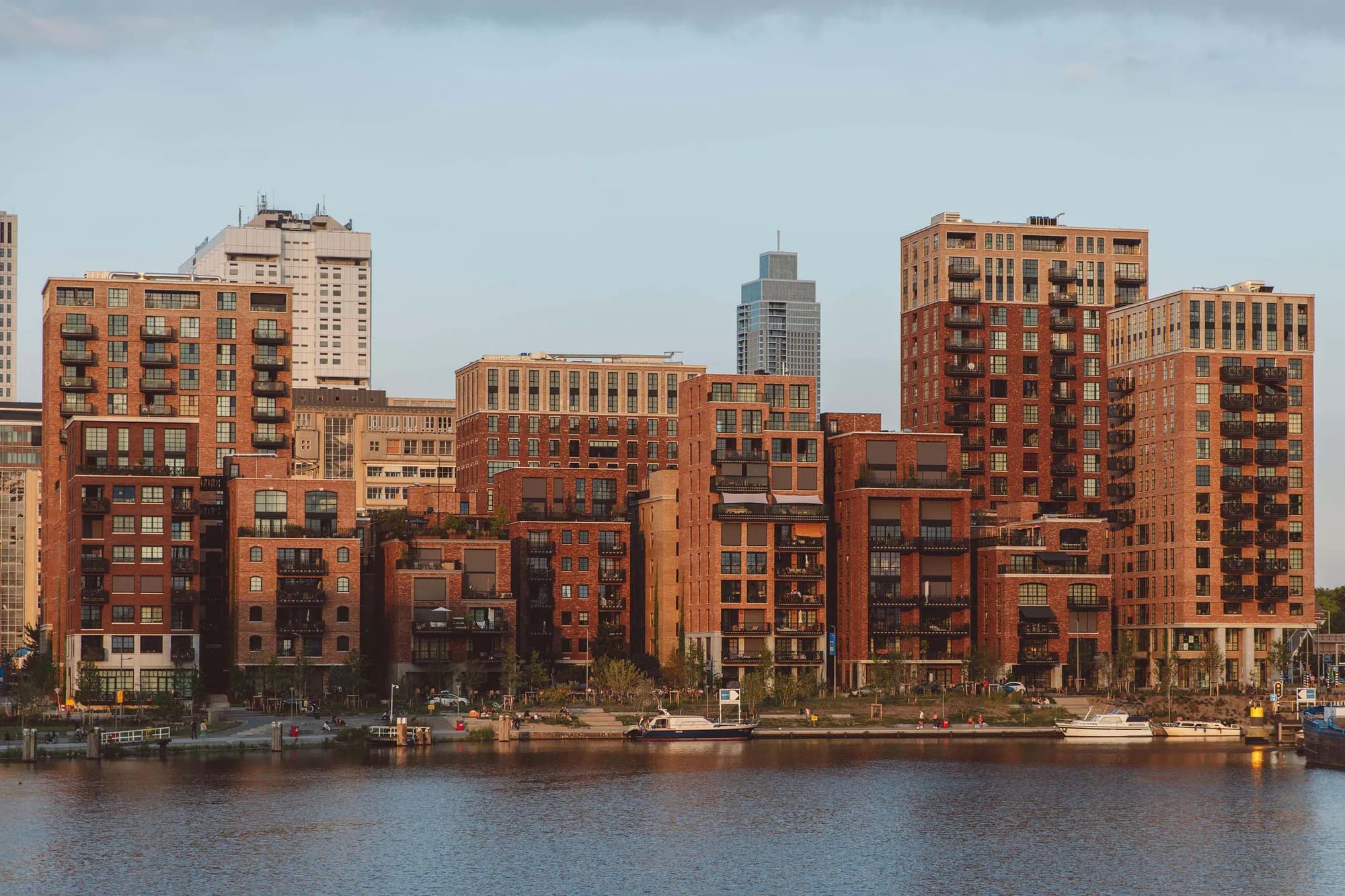 little c architectuur aan het water